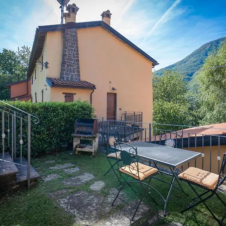 La Vecchia Fornace La Piastra Shared Pool- Abetone Apartment *